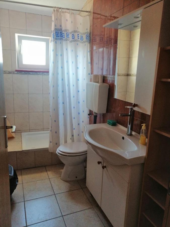 Apartmani Trupeljak Mandre Esterno foto
